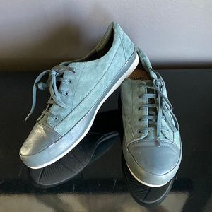 Clarks soft cushion collection sneakers